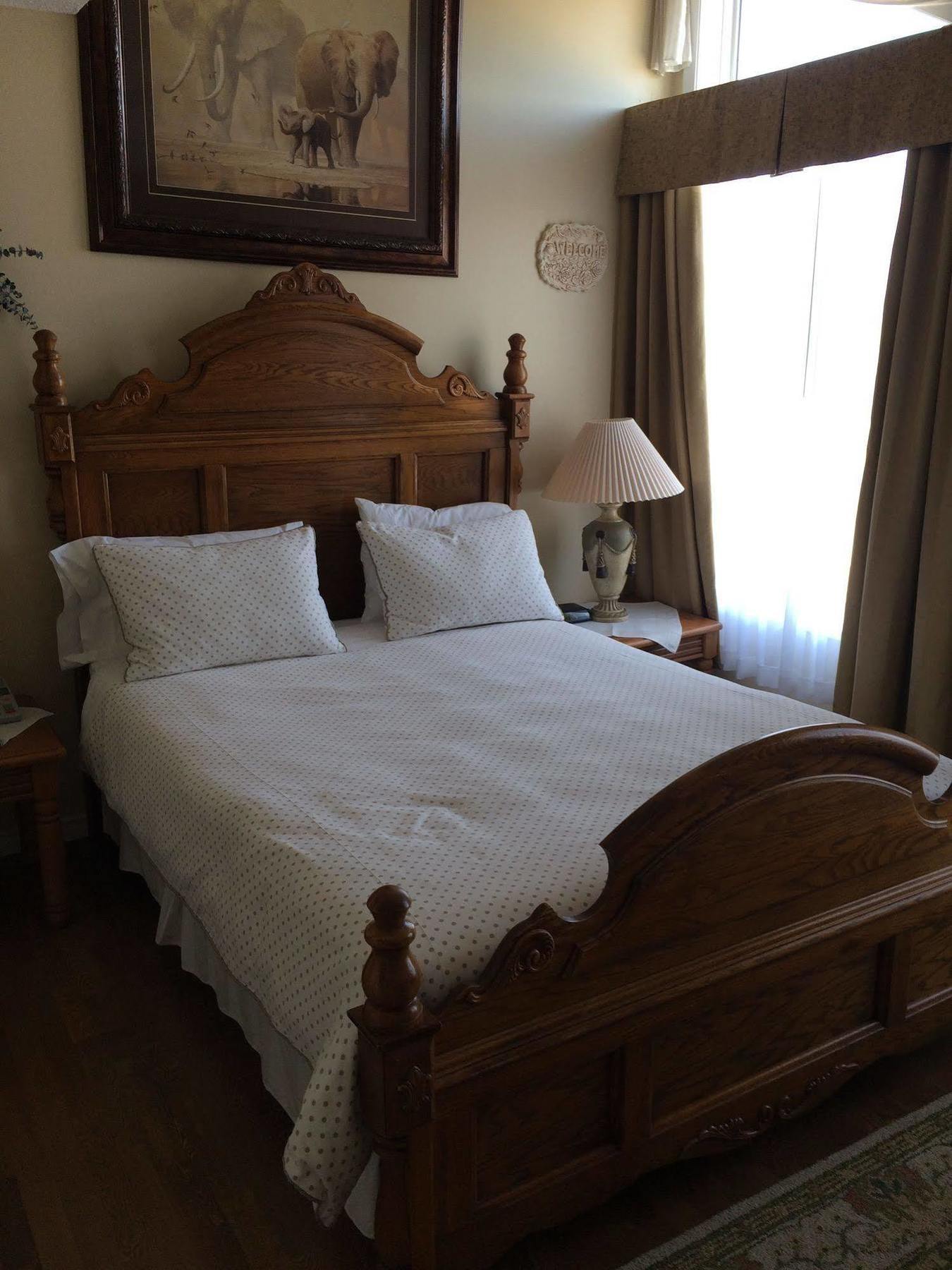 Lakeshore Inn 콜드레이크 외부 사진